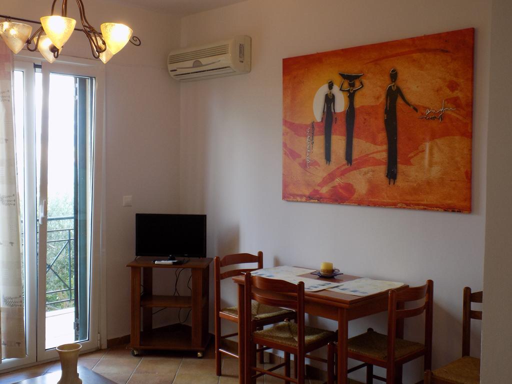 Kolona Apartments Lixouri Ngoại thất bức ảnh