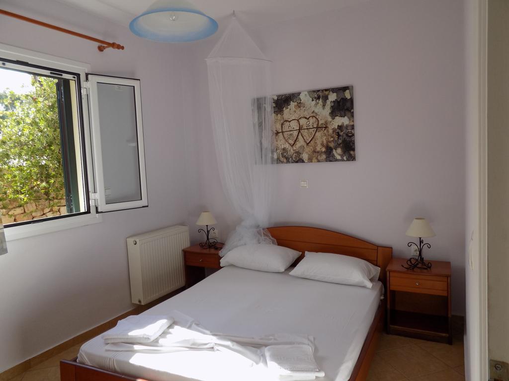Kolona Apartments Lixouri Ngoại thất bức ảnh