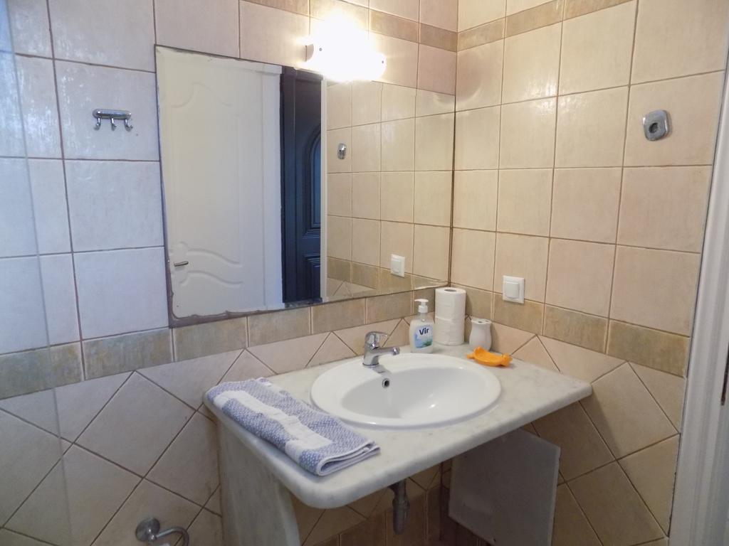 Kolona Apartments Lixouri Ngoại thất bức ảnh